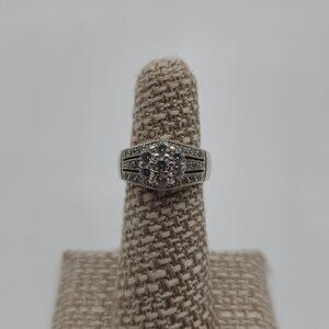 Size 5.25 Sterling Silver Cluster Cute Cubic Zirconia Gems Ring A2632